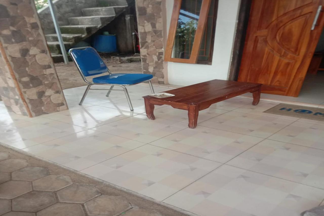 Express O 91722 Home Stay Dan Sewa Mobil Jhon'S Family Labuan Bajo Luaran gambar