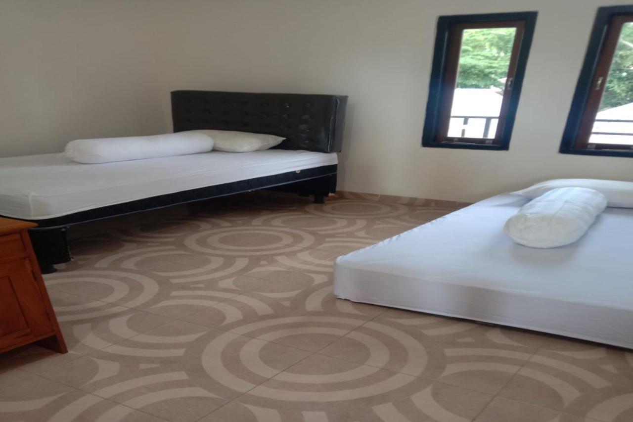 Express O 91722 Home Stay Dan Sewa Mobil Jhon'S Family Labuan Bajo Luaran gambar